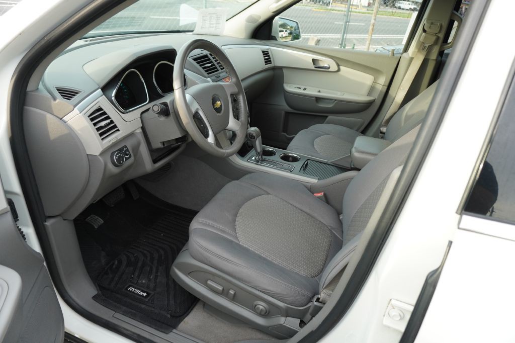 2012 Chevrolet Traverse Image 5