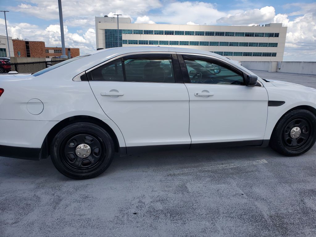 2015 Ford Taurus Image 4