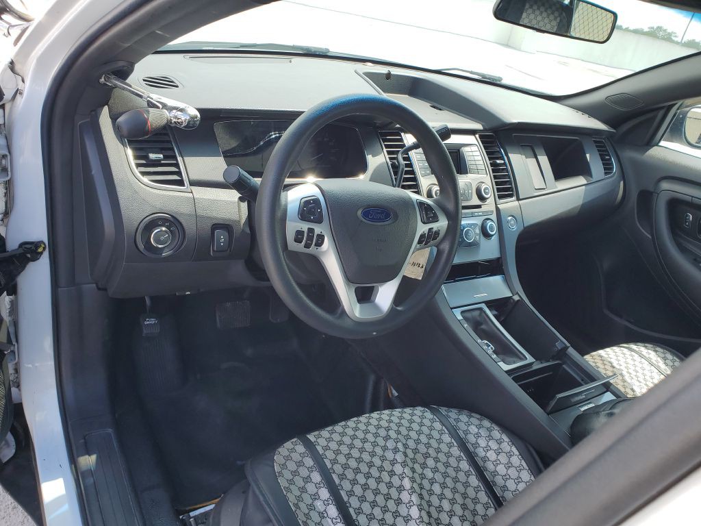 2015 Ford Taurus Image 6