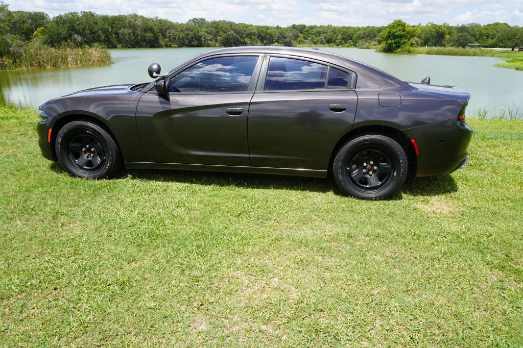 2017 Dodge Charger Image 2
