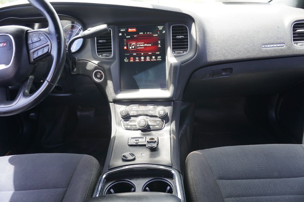 2017 Dodge Charger Image 14