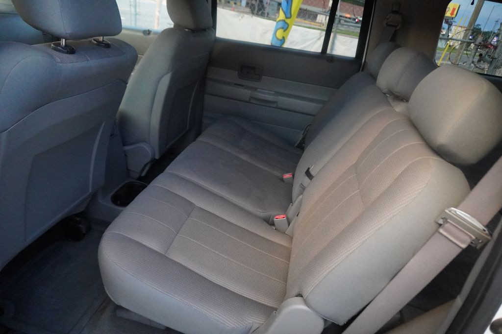 2004 Dodge Durango Image 14