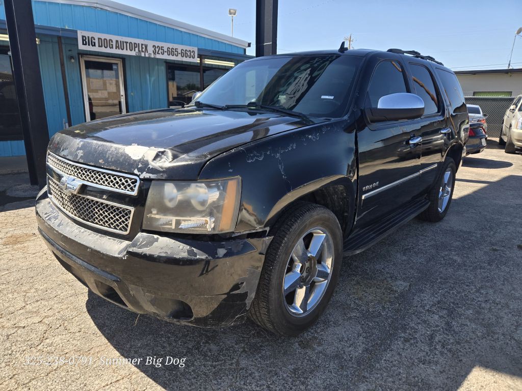 2011 Chevrolet Tahoe Image 1