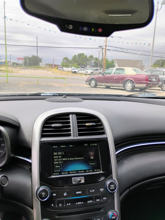 2015 Chevrolet Malibu Image 12