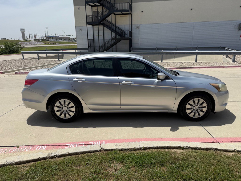 2009 Honda Accord Image 5