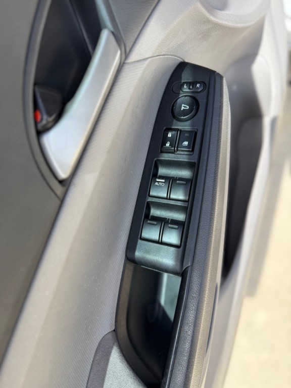 2009 Honda Accord Image 13