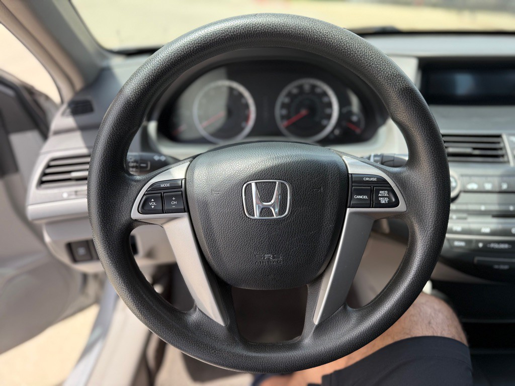 2009 Honda Accord Image 14