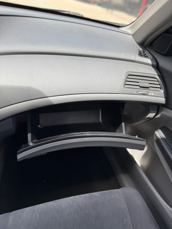 2009 Honda Accord Image 15