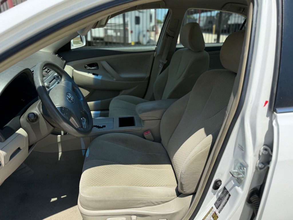 2008 Toyota Camry Image 8