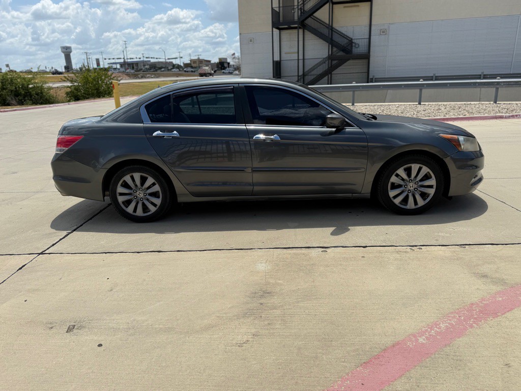 2011 Honda Accord Image 5