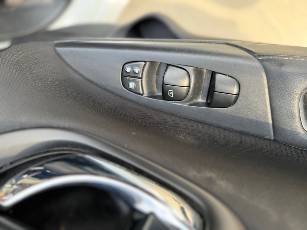 2017 Nissan Sentra Image 14