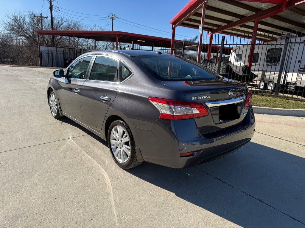 2013 Nissan Sentra Image 3