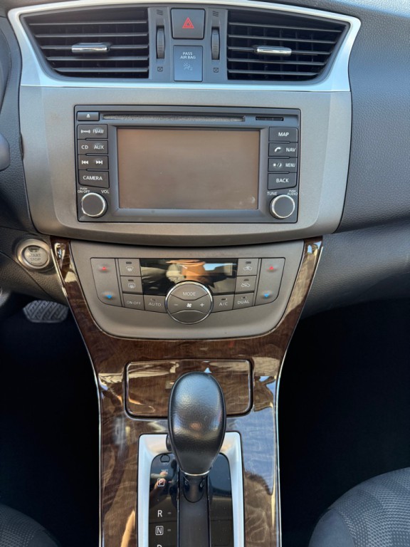 2013 Nissan Sentra Image 14