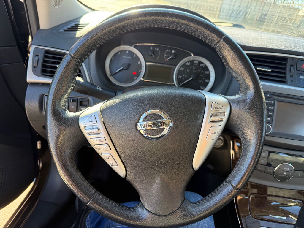 2013 Nissan Sentra Image 16