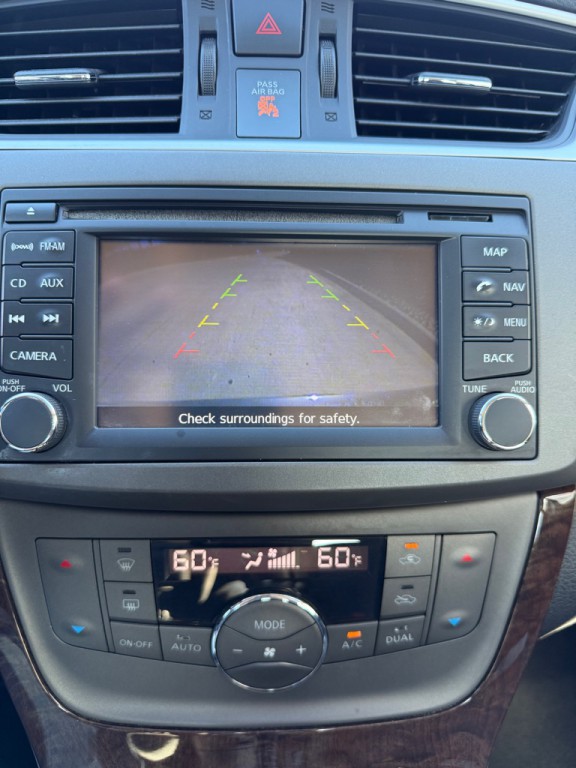 2013 Nissan Sentra Image 19