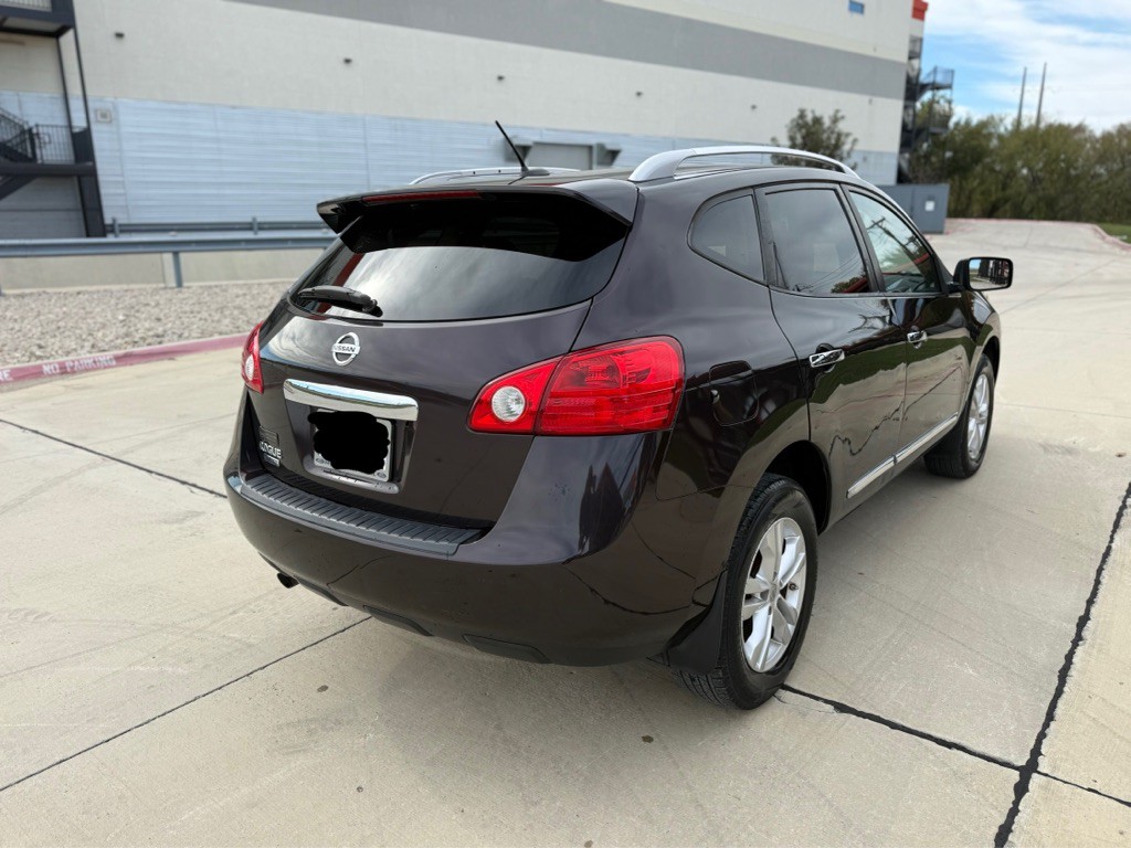 2015 Nissan Rogue Image 4