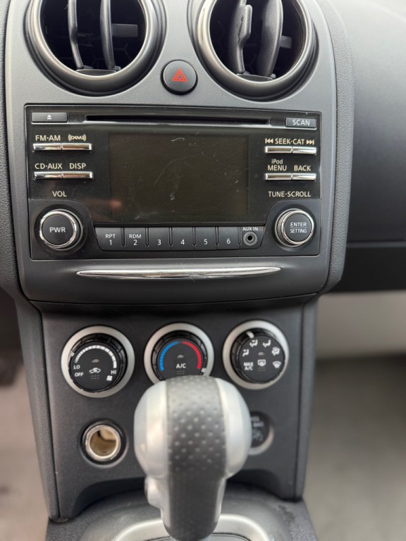 2015 Nissan Rogue Image 13