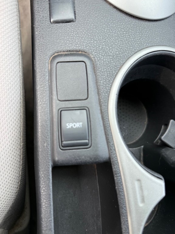 2015 Nissan Rogue Image 16