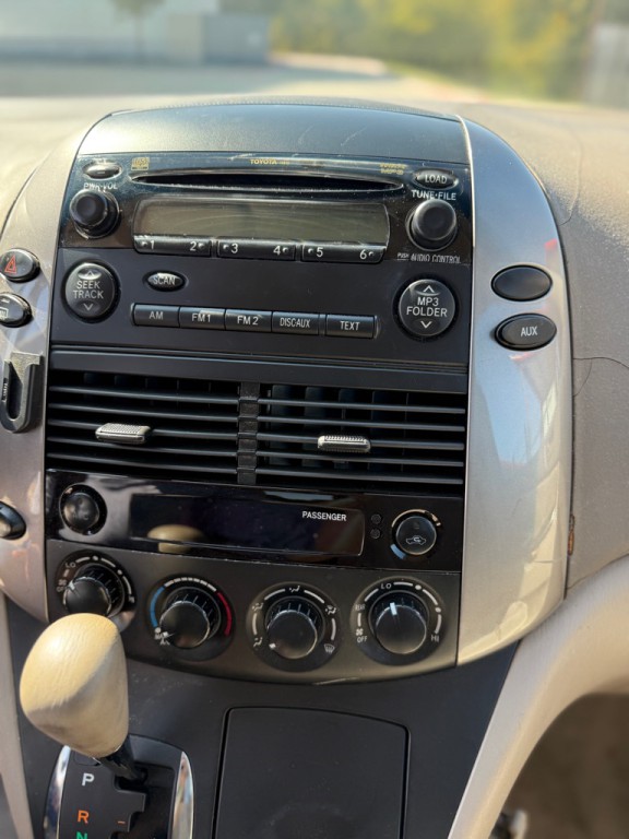 2006 Toyota Sienna Image 18