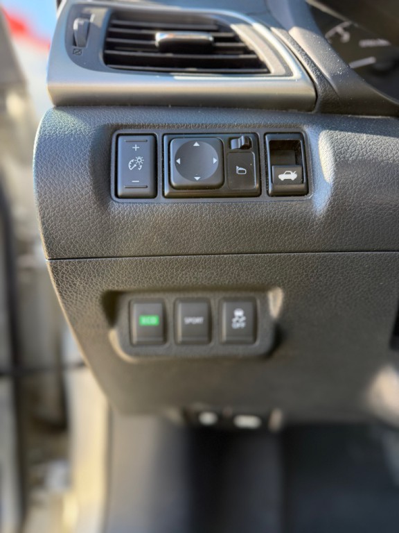 2016 Nissan Sentra Image 14