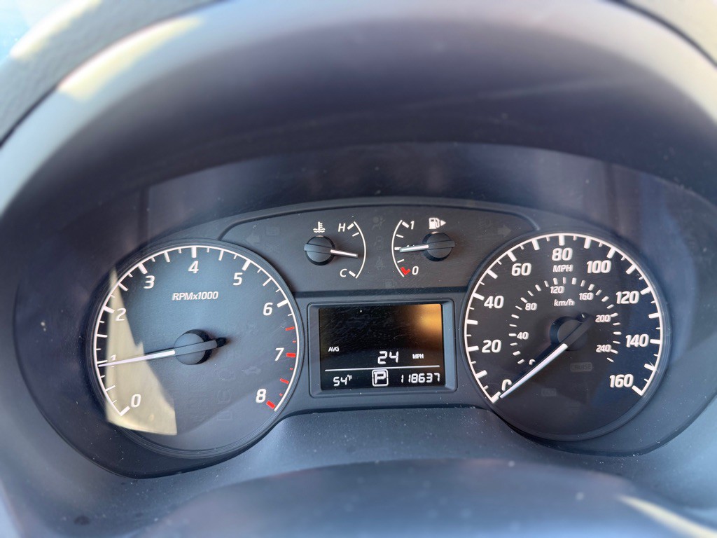 2016 Nissan Sentra Image 18