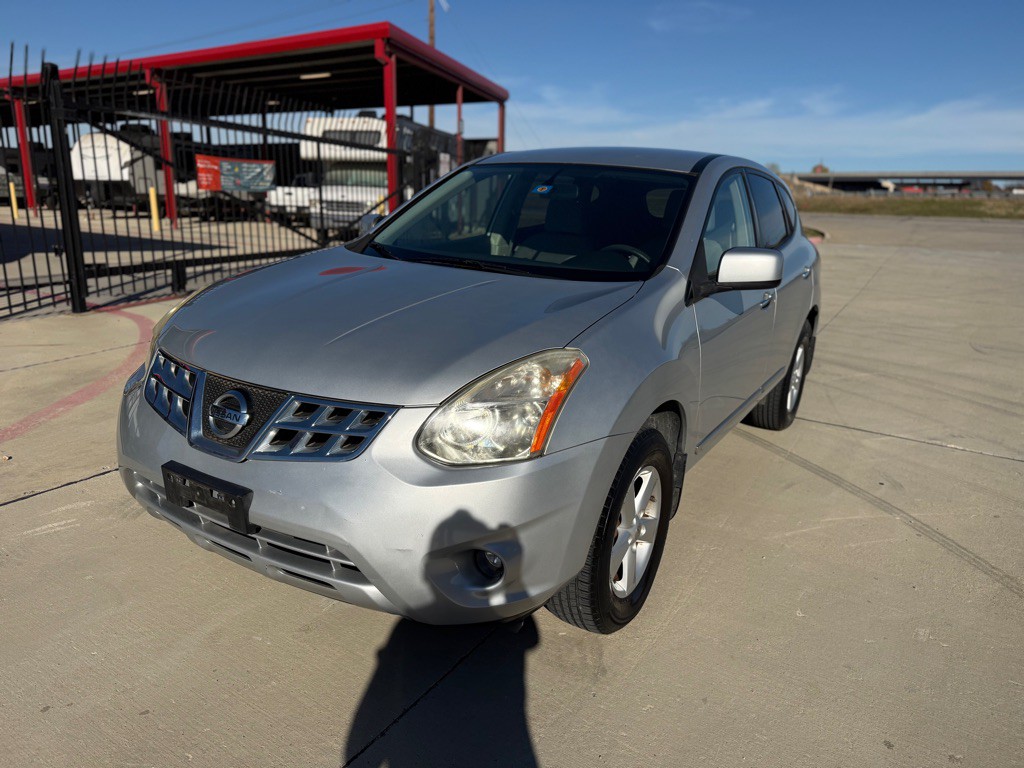 2013 Nissan Rogue Image 1