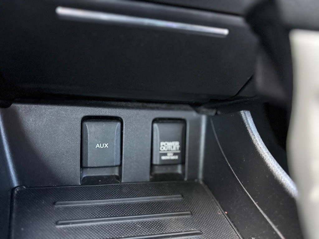 2015 Honda Civic Image 14