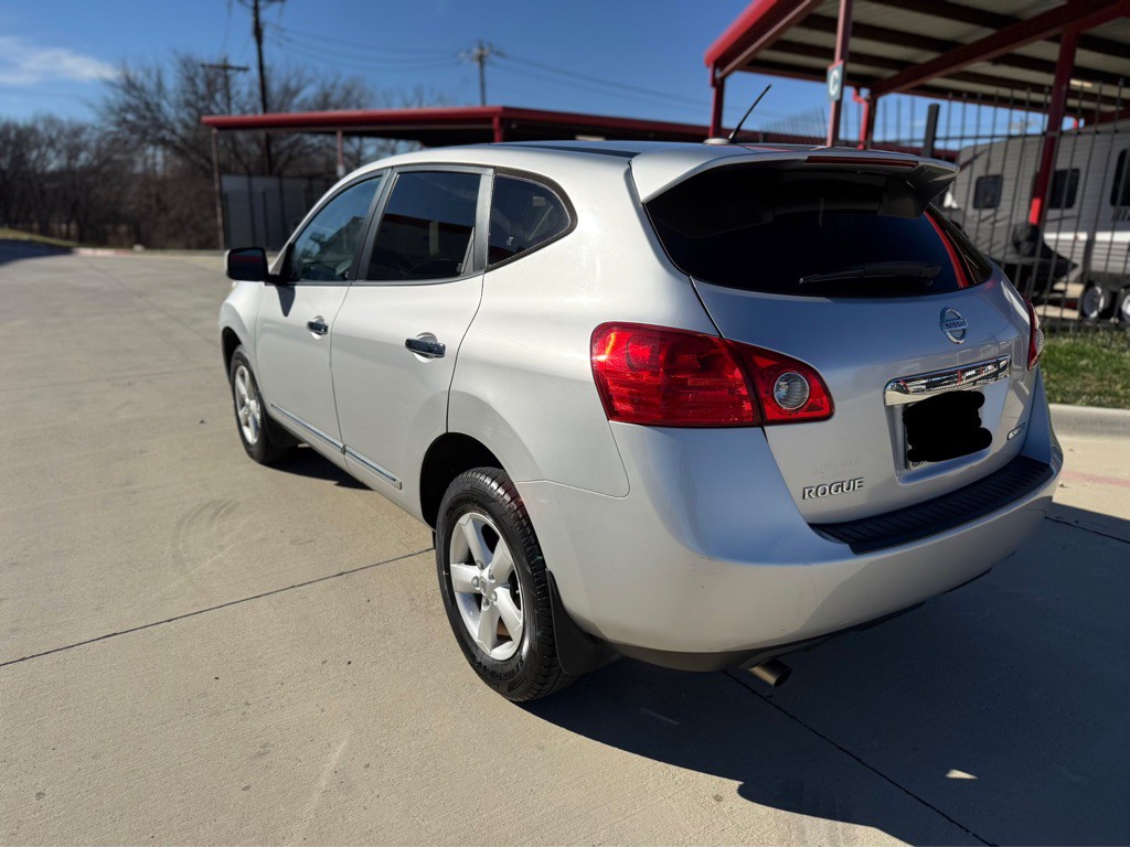 2013 Nissan Rogue Image 3
