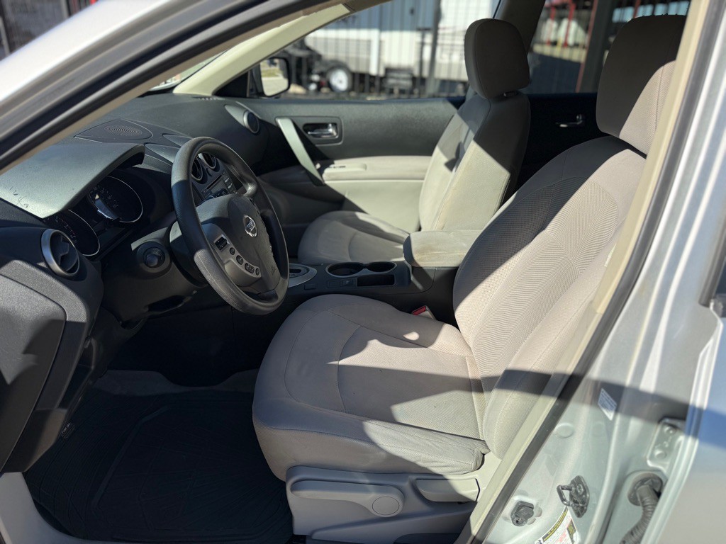 2013 Nissan Rogue Image 8