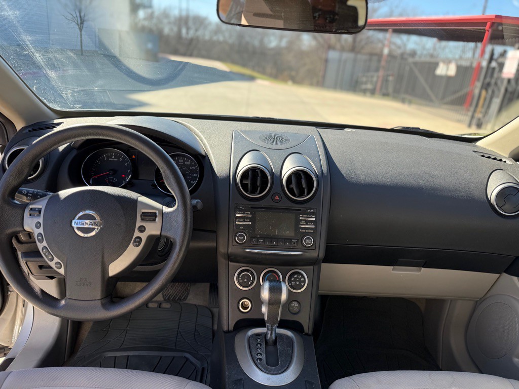 2013 Nissan Rogue Image 10