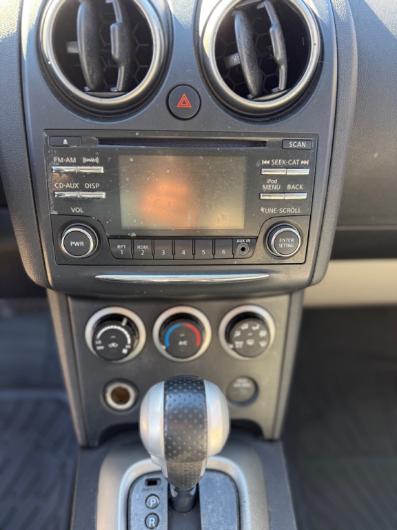 2013 Nissan Rogue Image 16