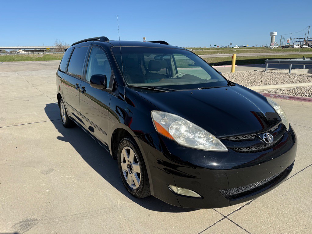 2008 Toyota Sienna Image 6