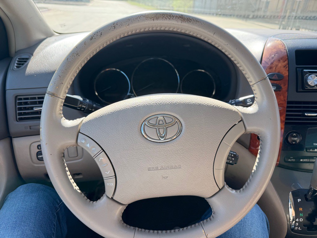 2008 Toyota Sienna Image 15