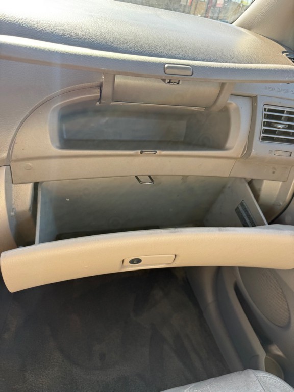 2008 Toyota Sienna Image 16