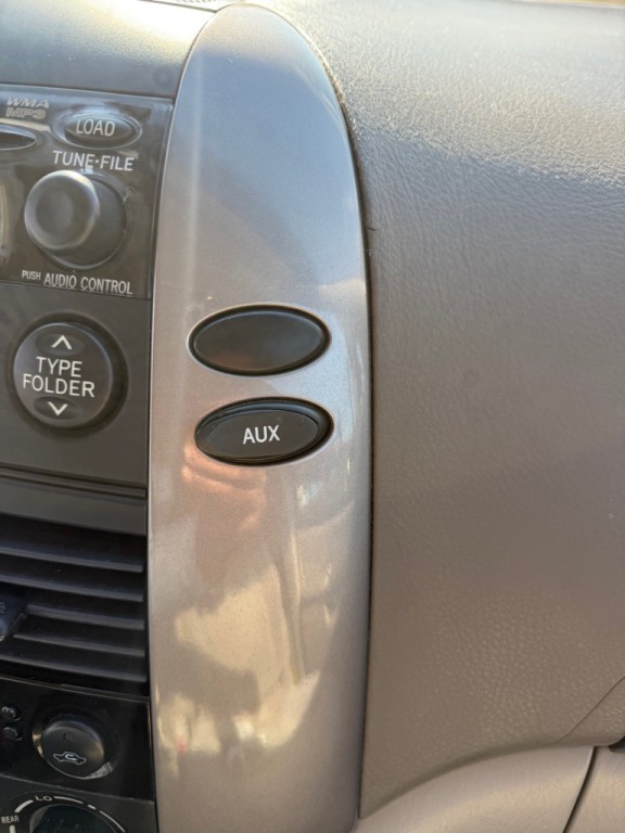 2010 Toyota Sienna Image 19