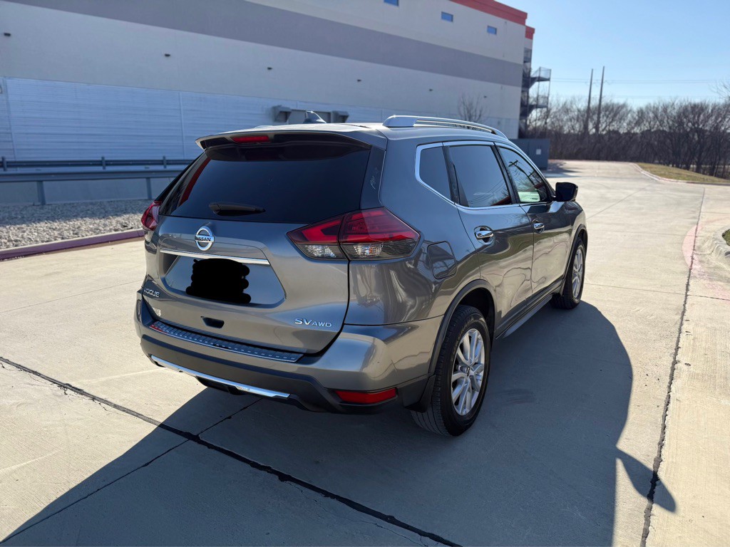 2017 Nissan Rogue Image 4