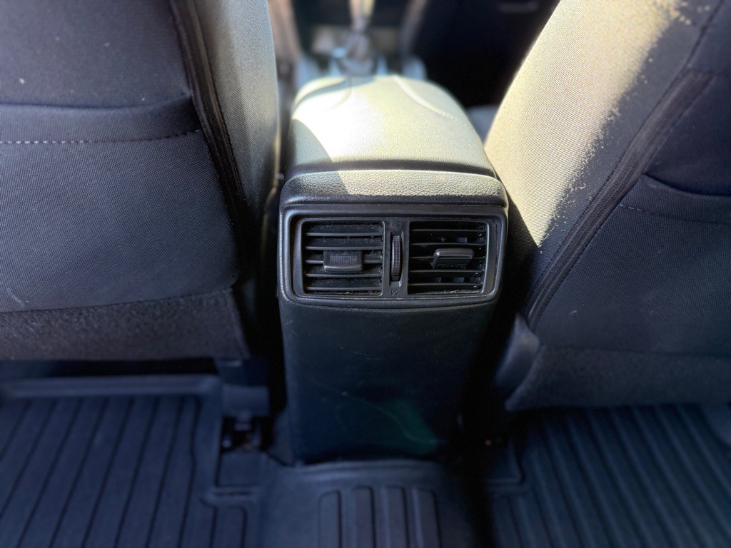 2017 Nissan Rogue Image 11