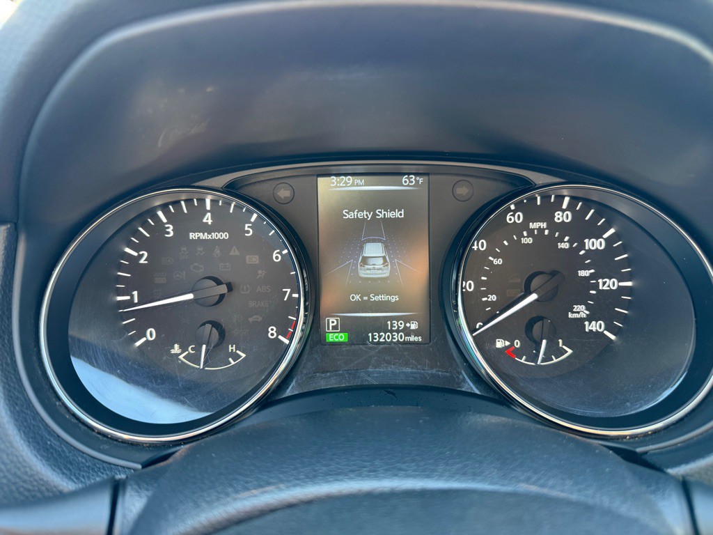 2017 Nissan Rogue Image 23