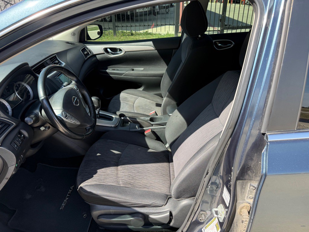 2015 Nissan Sentra Image 8