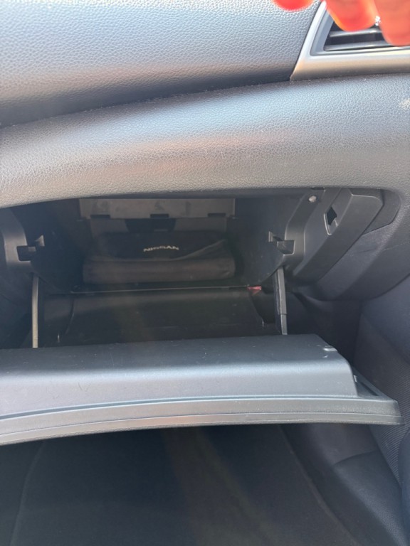 2015 Nissan Sentra Image 15