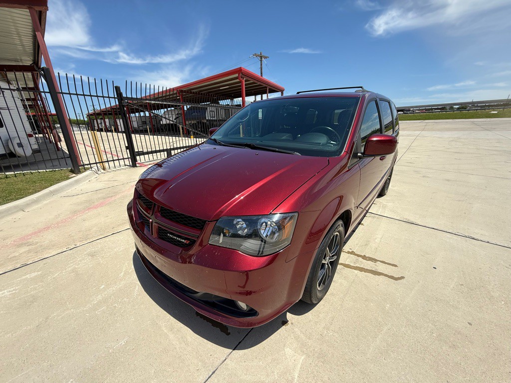 2017 Dodge Grand Caravan Image 1