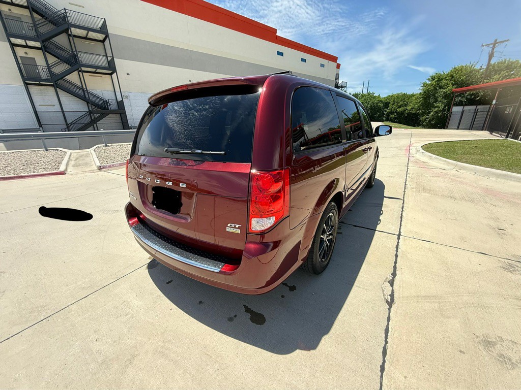 2017 Dodge Grand Caravan Image 4