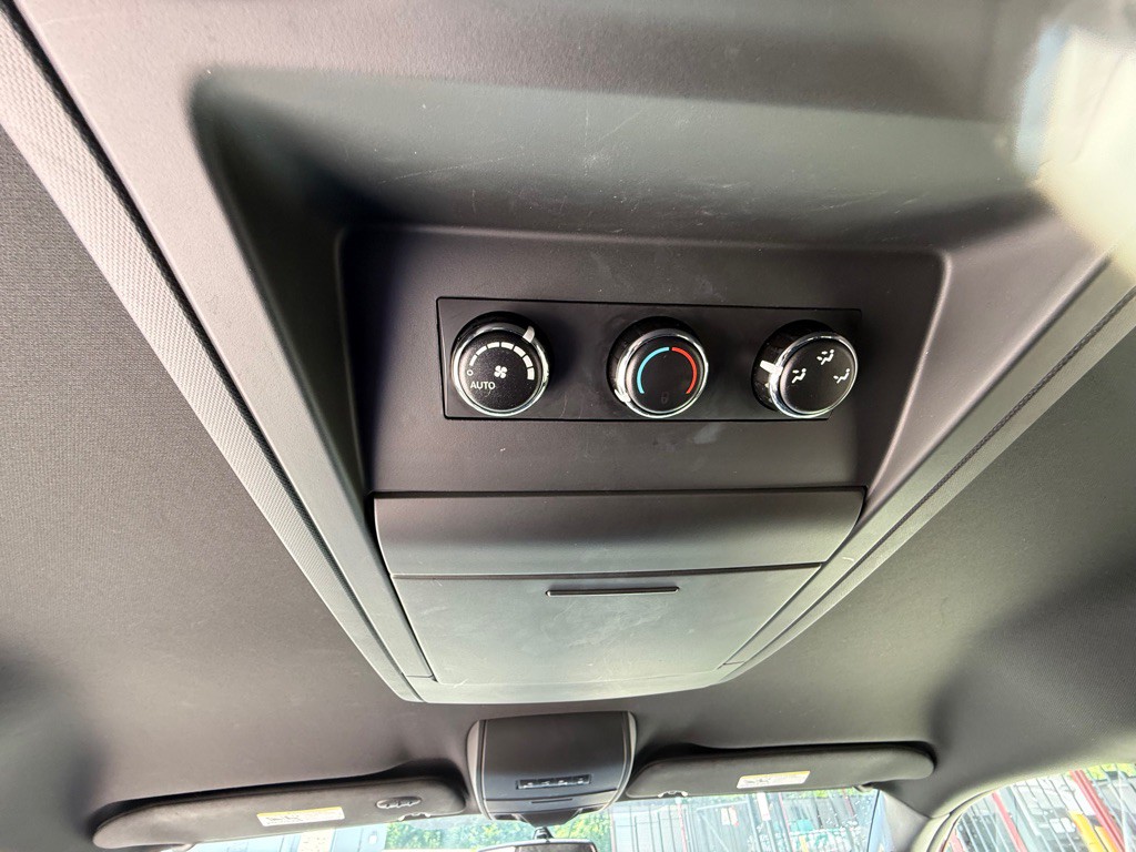 2017 Dodge Grand Caravan Image 12