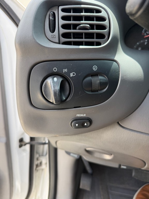 2001 Ford F-150 Image 12