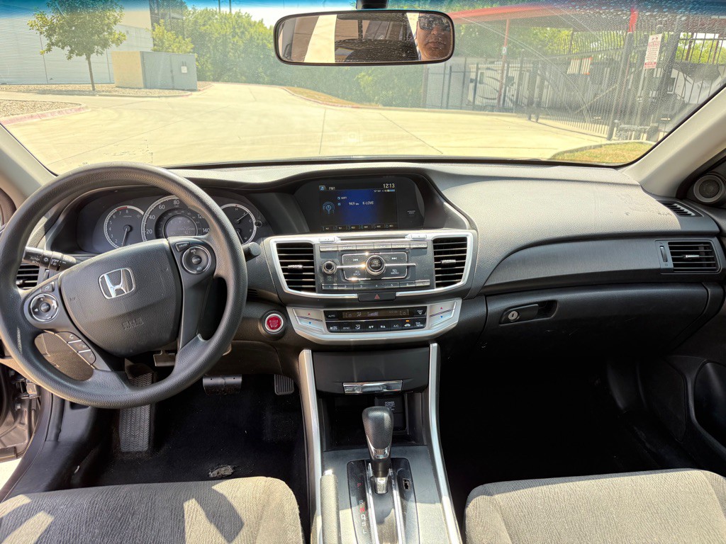 2013 Honda Accord Image 10
