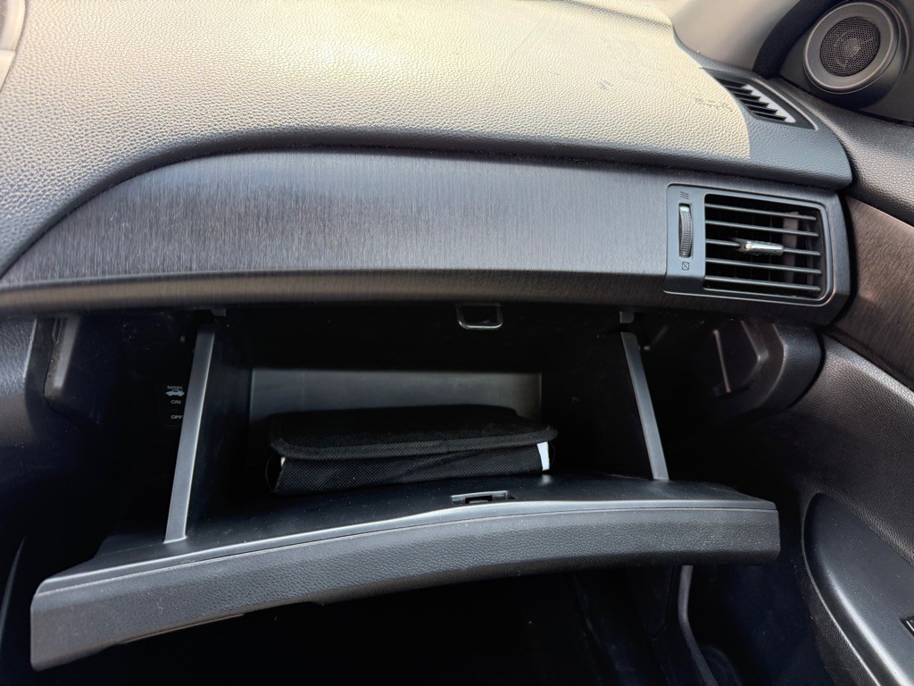 2013 Honda Accord Image 13