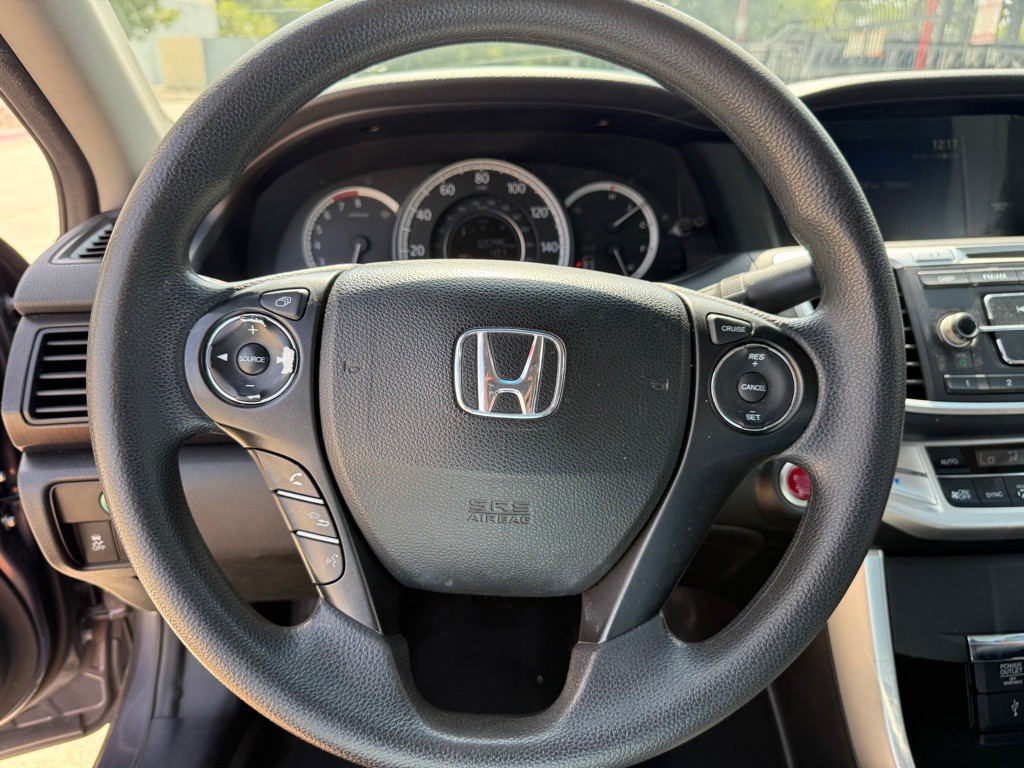 2013 Honda Accord Image 15