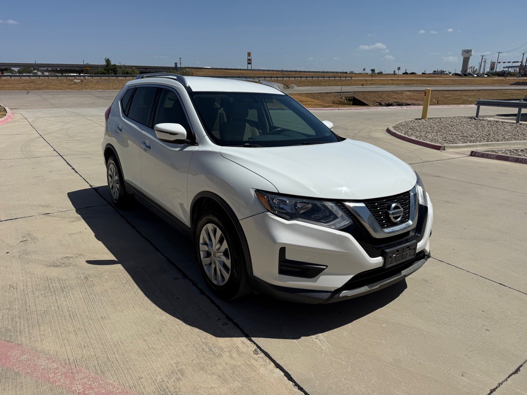 2017 Nissan Rogue Image 6