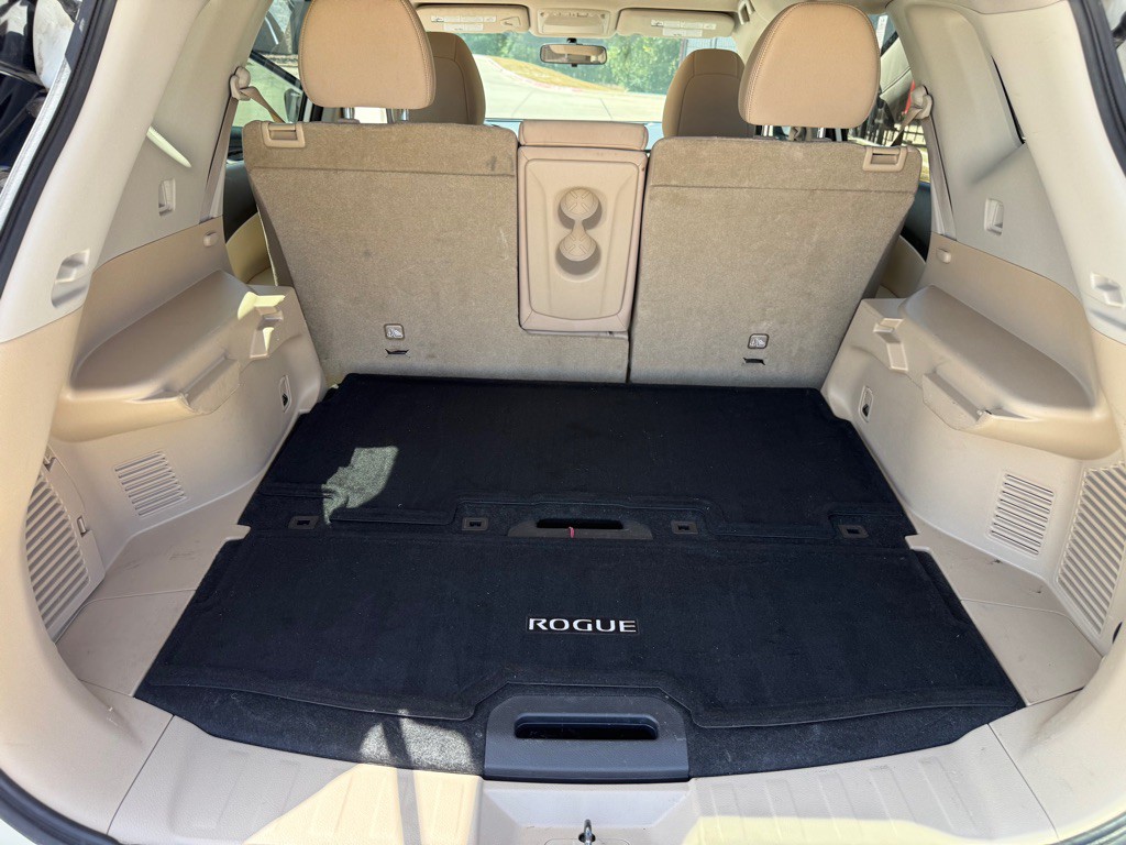 2017 Nissan Rogue Image 11