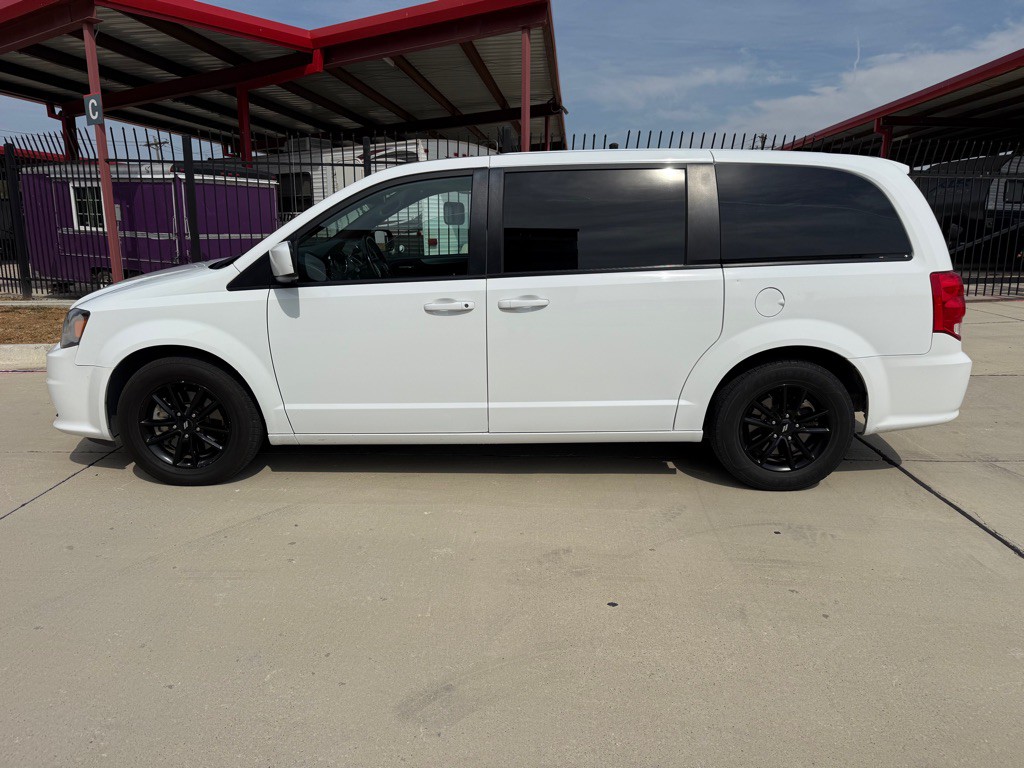 2019 Dodge Grand Caravan Image 2